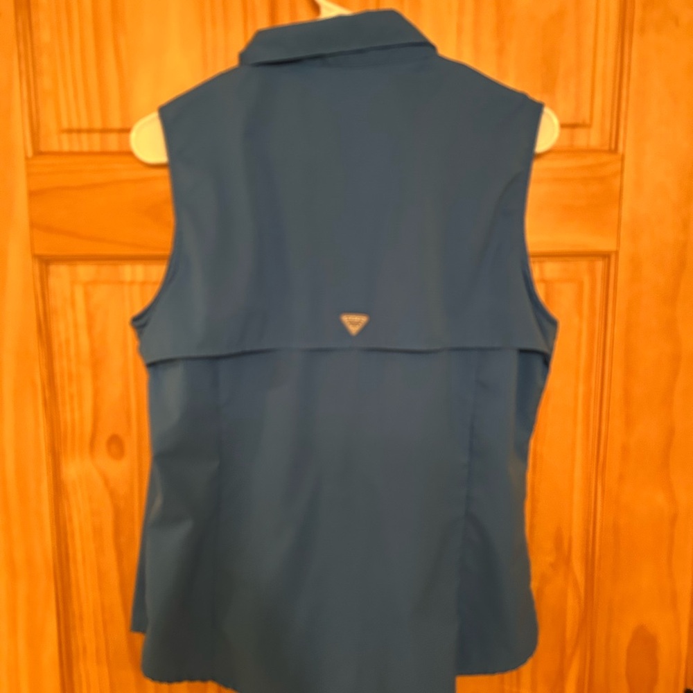 Columbia Blue Short-Sleeve Button Shirt - Picture 4 of 5